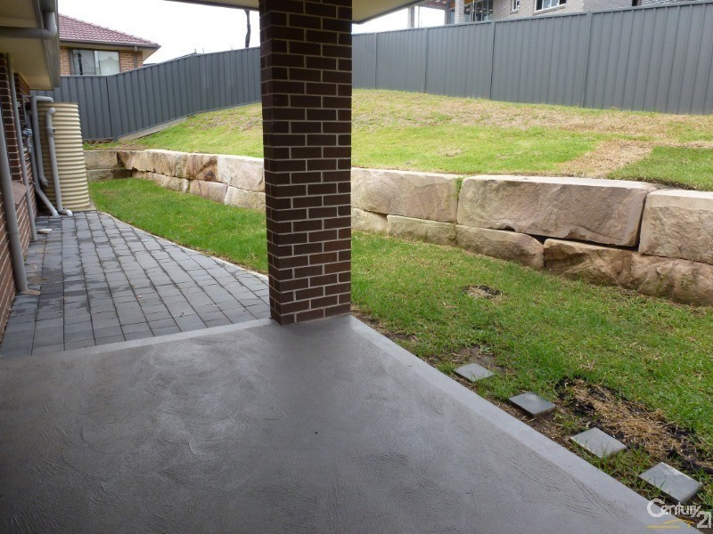 37 Tenyo Street, Cameron Park NSW 2285