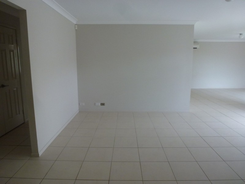 5 Eumina Street, Cameron Park NSW 2285
