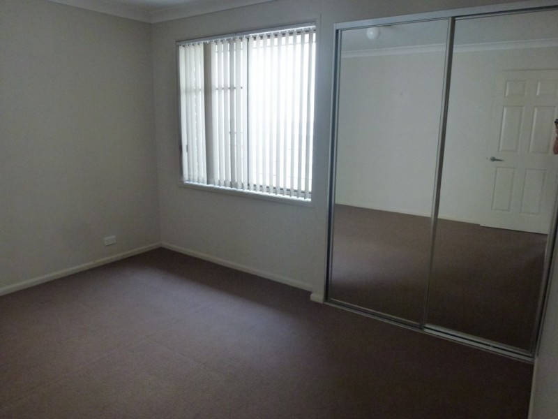 5 Eumina Street, Cameron Park NSW 2285