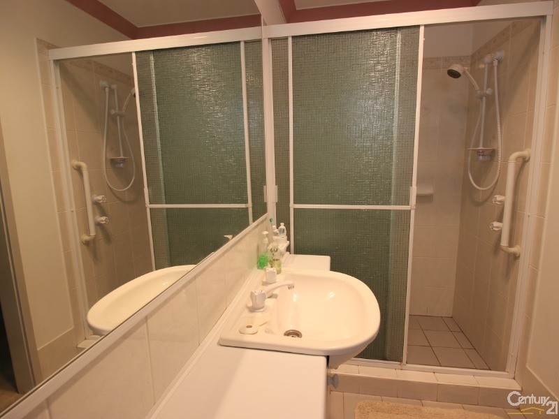 4 Lantana Close, Cameron Park NSW 2285