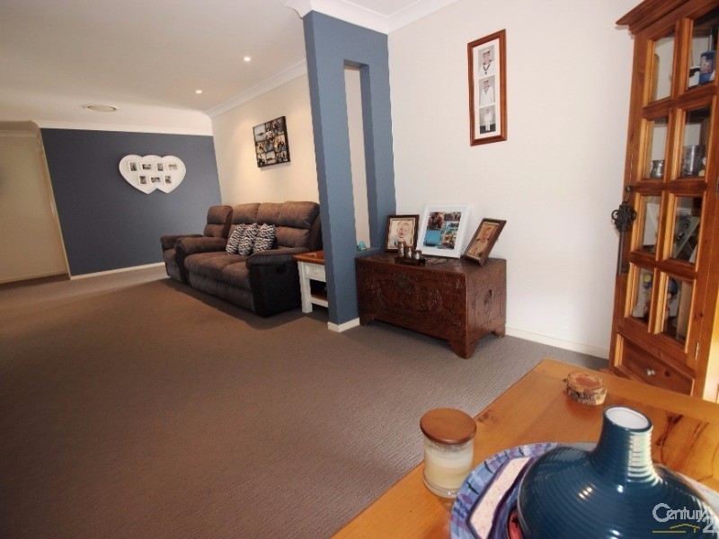 20 St Andrews Way, Fletcher NSW 2287