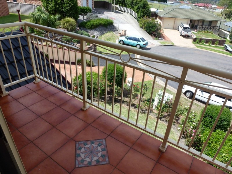 23 Condor Close, Cameron Park NSW 2285