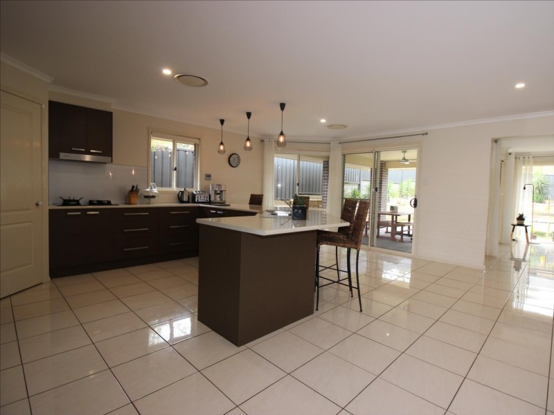 18 Dromedary Street, Cameron Park NSW 2285