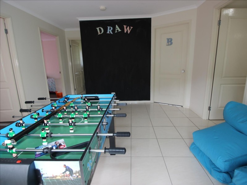 18 Dromedary Street, Cameron Park NSW 2285