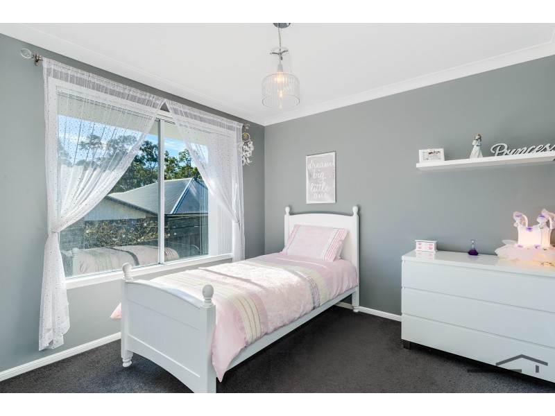 68 Discovery Drive, Fletcher NSW 2287