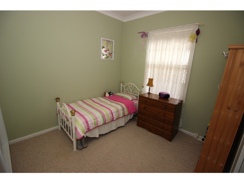24 Fifth Street, Boolaroo NSW 2284