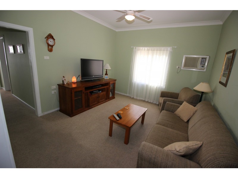 24 Fifth Street, Boolaroo NSW 2284