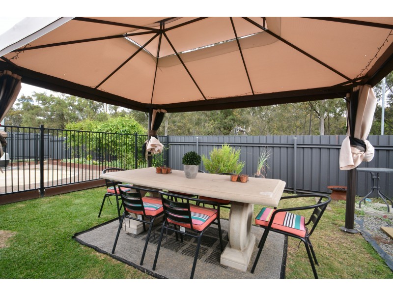2  Garnier Close, Thornton NSW 2322