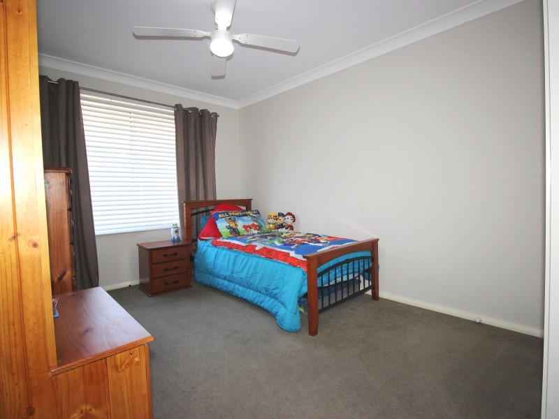 172 Northlakes Drive, Cameron Park NSW 2285