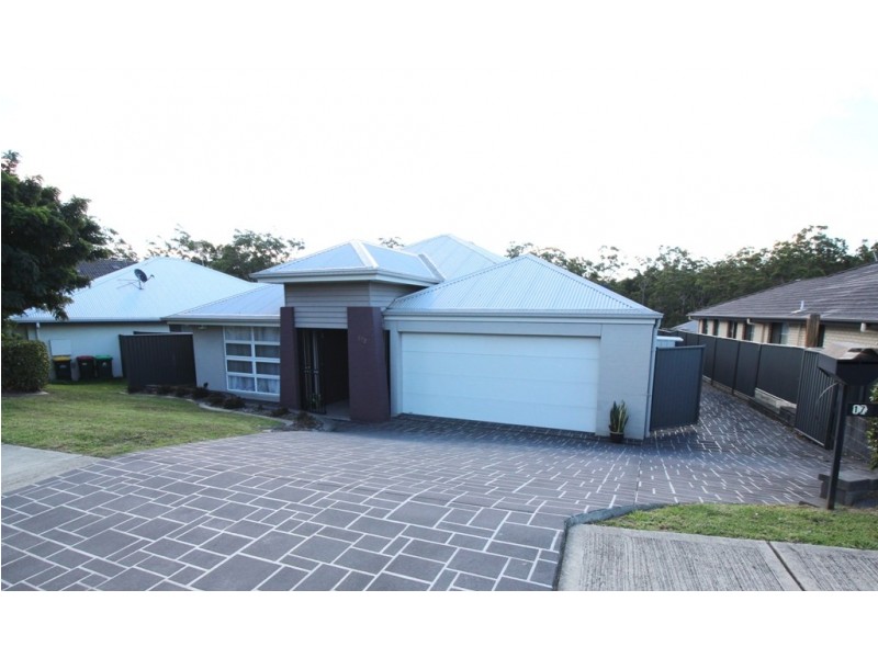 172 Northlakes Drive, Cameron Park NSW 2285