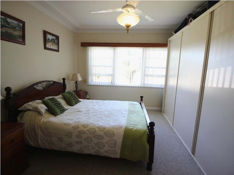 5 Bonarius Street, Edgeworth NSW 2285