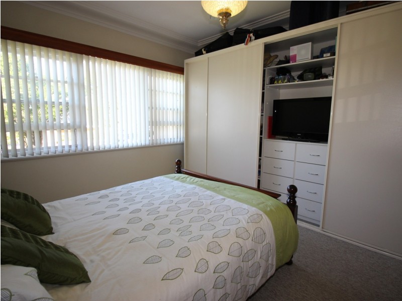 5 Bonarius Street, Edgeworth NSW 2285