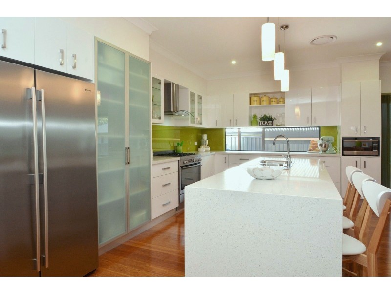 194 Northlakes Drive, Cameron Park NSW 2285