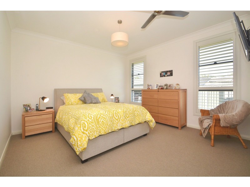 194 Northlakes Drive, Cameron Park NSW 2285