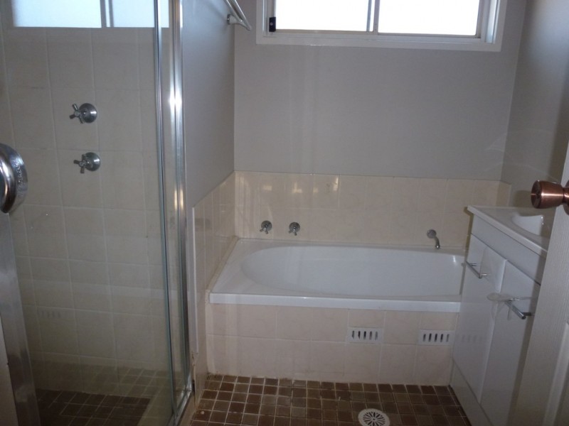 96 Callan Avenue, Maryland NSW 2287