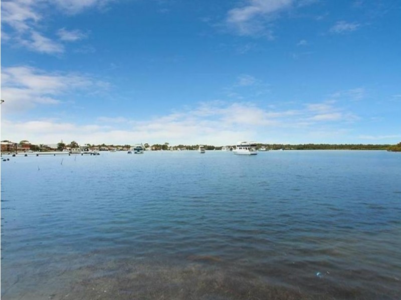 154 Marks Point Road, Marks Point NSW 2280