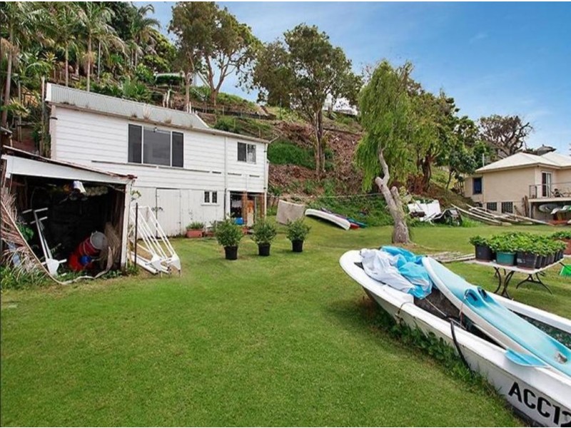 154 Marks Point Road, Marks Point NSW 2280