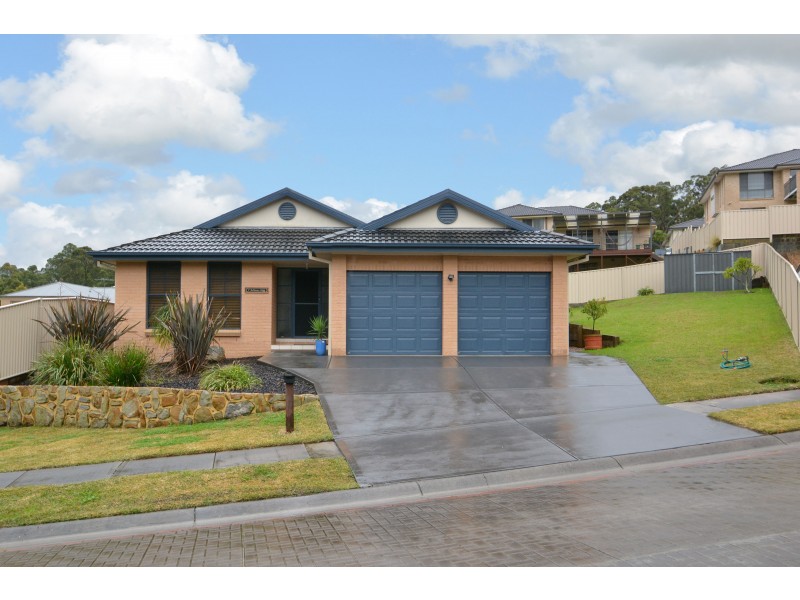 7 Juliana Cove, Cameron Park NSW 2285