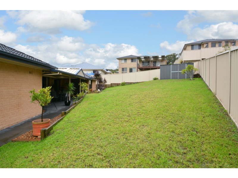 7 Juliana Cove, Cameron Park NSW 2285