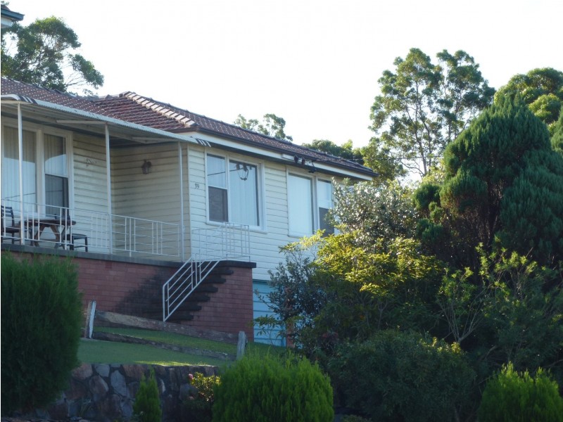 39 Hawkins Street, New Lambton NSW 2305