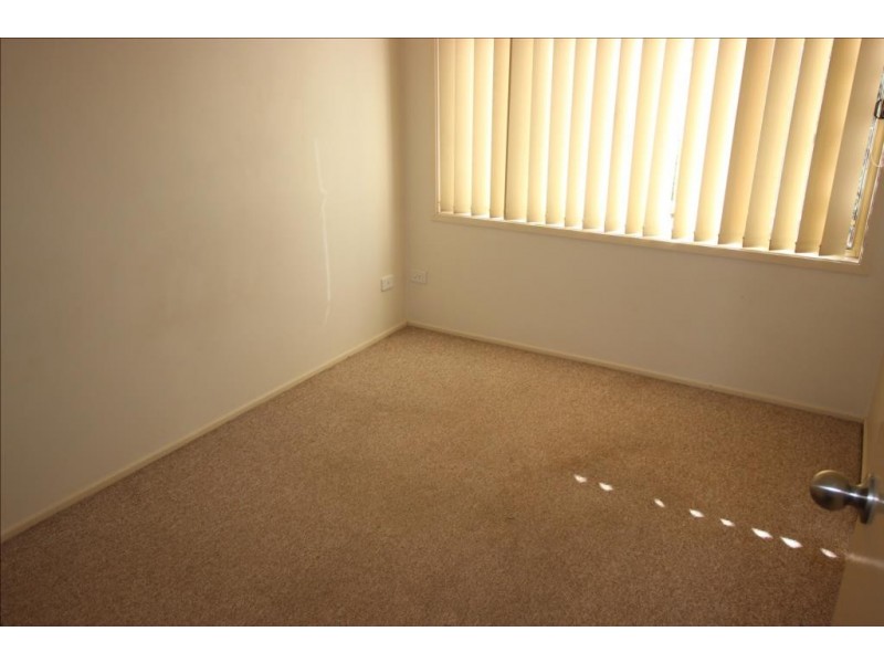 31 Flamingo Drive, Cameron Park NSW 2285