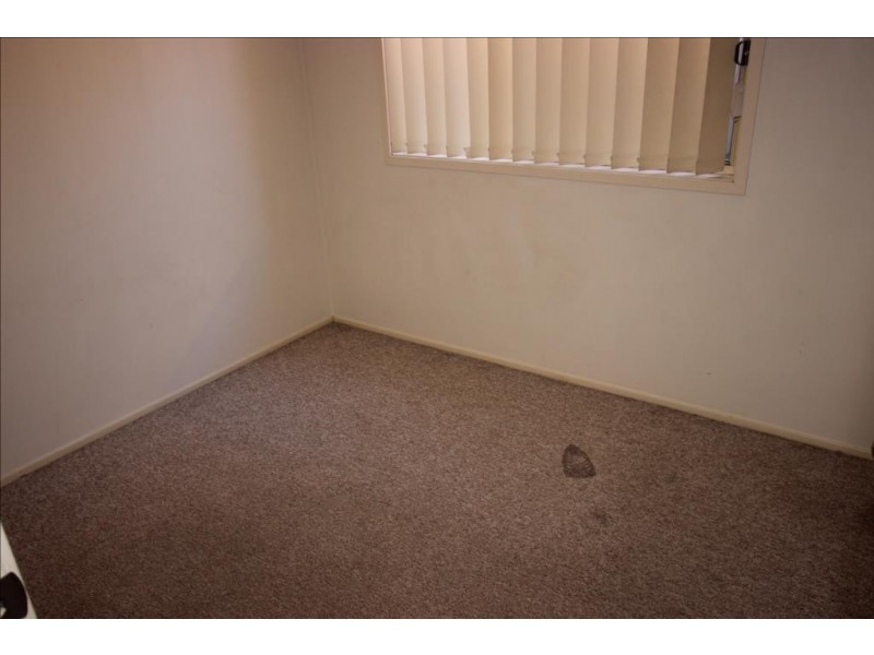 31 Flamingo Drive, Cameron Park NSW 2285