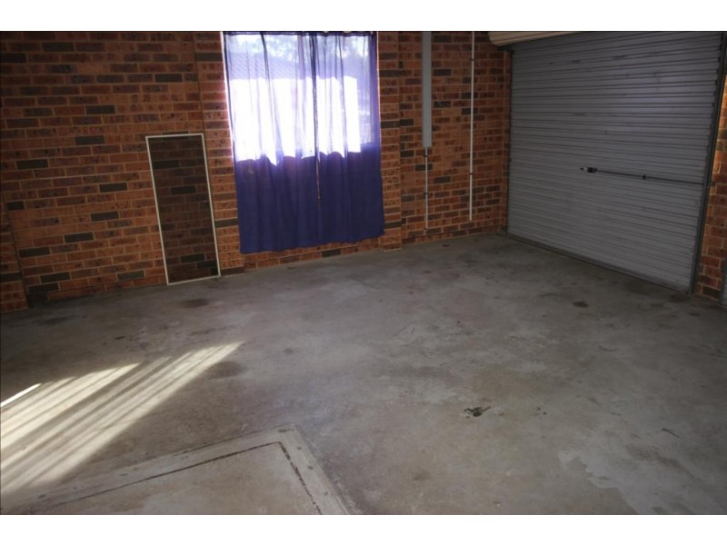 31 Flamingo Drive, Cameron Park NSW 2285