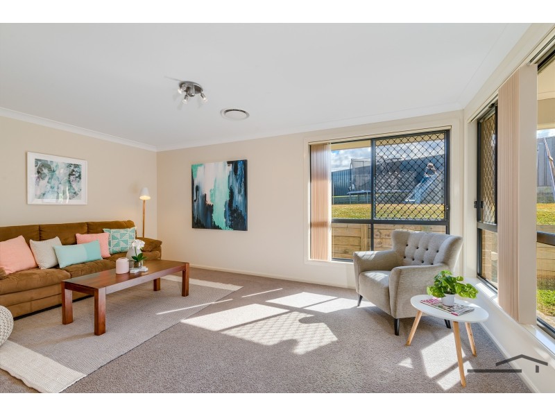 26 Graysynd Circuit, Cameron Park NSW 2285