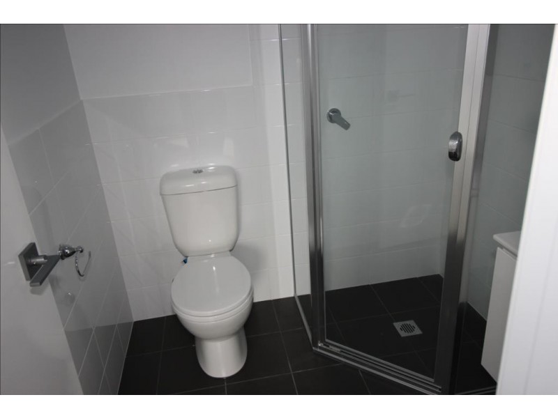 1 Kuraman Close, Macquarie Hills NSW 2285