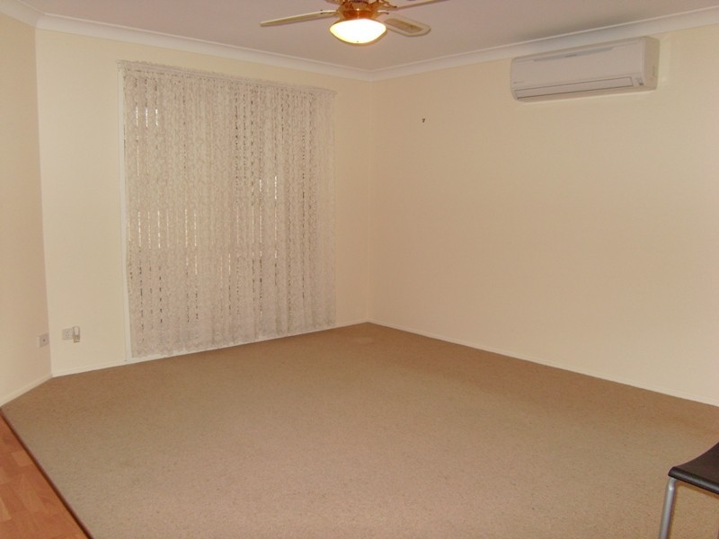 2/68 Hilldale Drive, Cameron Park NSW 2285