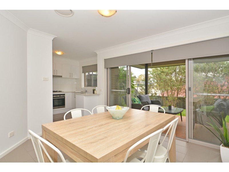 8/8 Angophora Drive, Warabrook NSW 2304