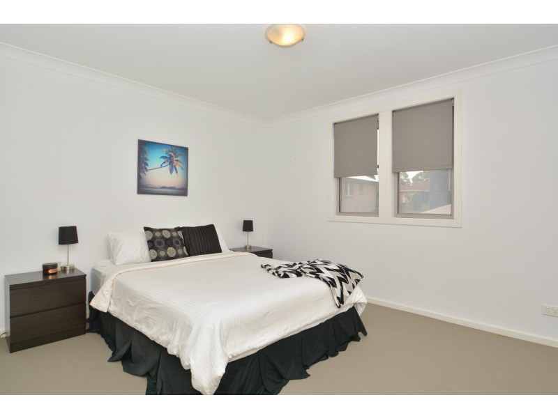 8/8 Angophora Drive, Warabrook NSW 2304