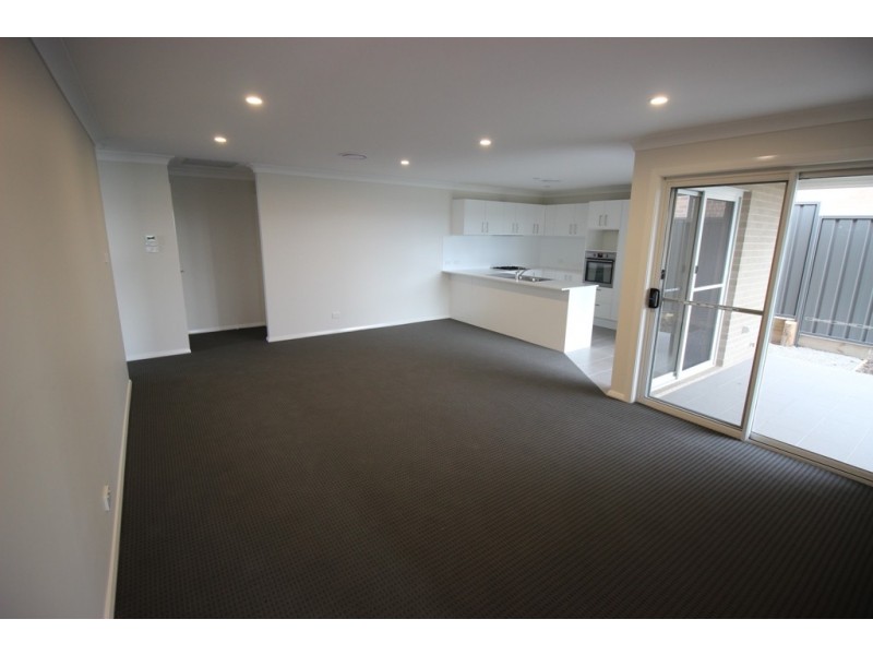 89 Delaware Drive, Macquarie Hills NSW 2285