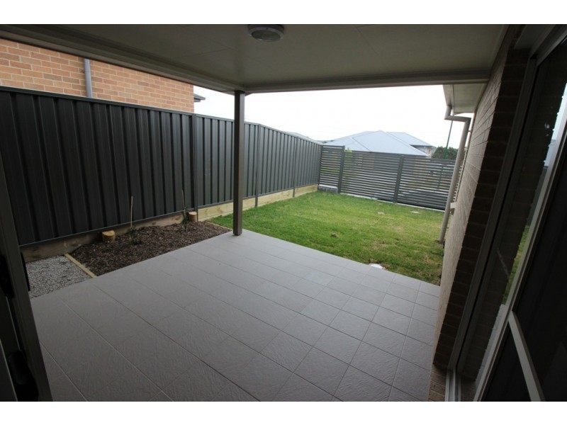 89 Delaware Drive, Macquarie Hills NSW 2285