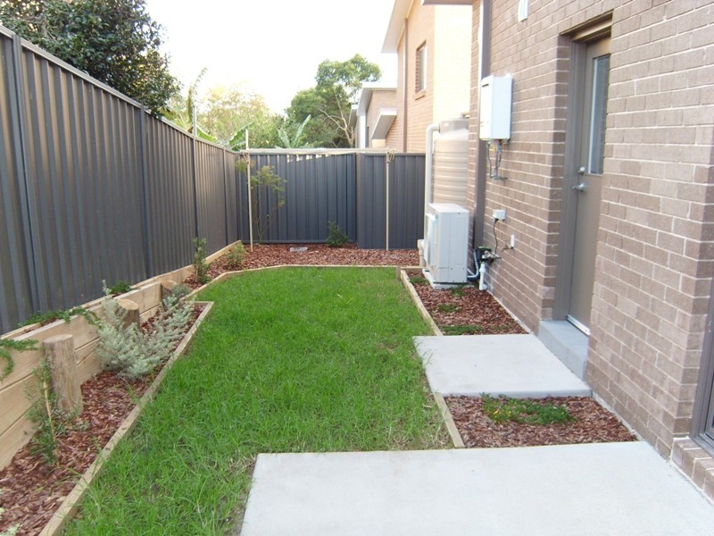 1/8 Bayview Street, Warners Bay NSW 2282