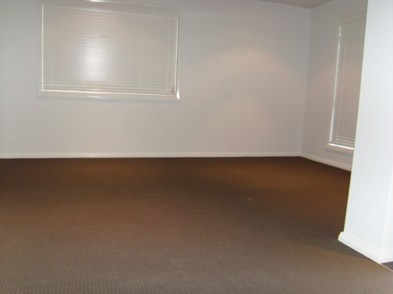 1/8 Bayview Street, Warners Bay NSW 2282