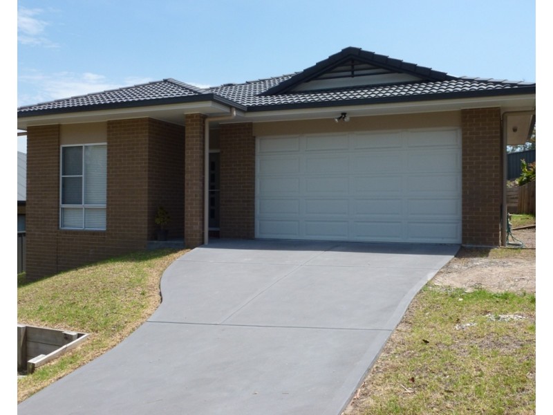 11 Nithsdle Street, Cameron Park NSW 2285