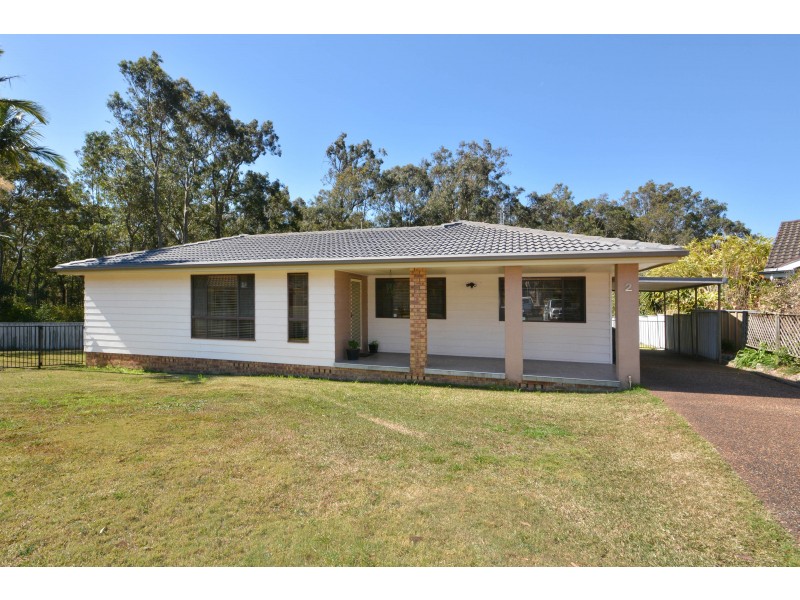 2 Burns Close, Thornton NSW 2322