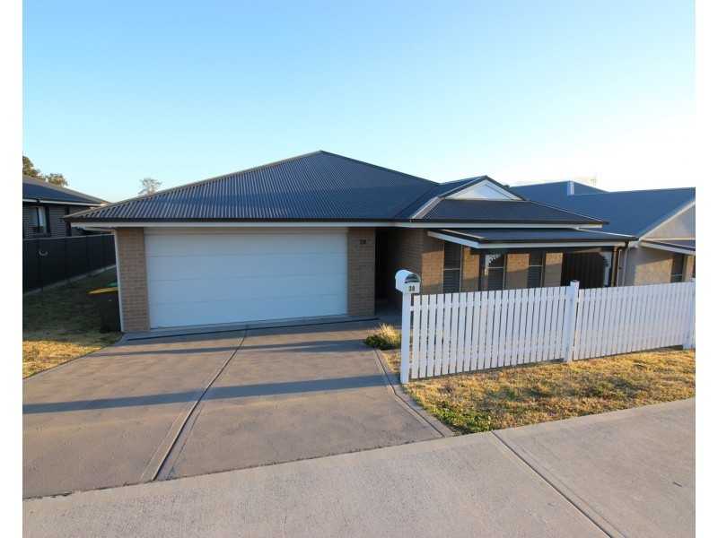 38 Tramway Drive, West Wallsend NSW 2286