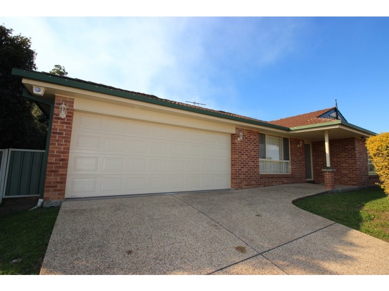 2 Springvale Circuit, Cameron Park NSW 2285