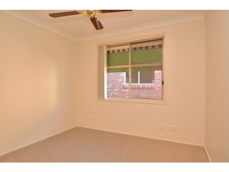2 Springvale Circuit, Cameron Park NSW 2285