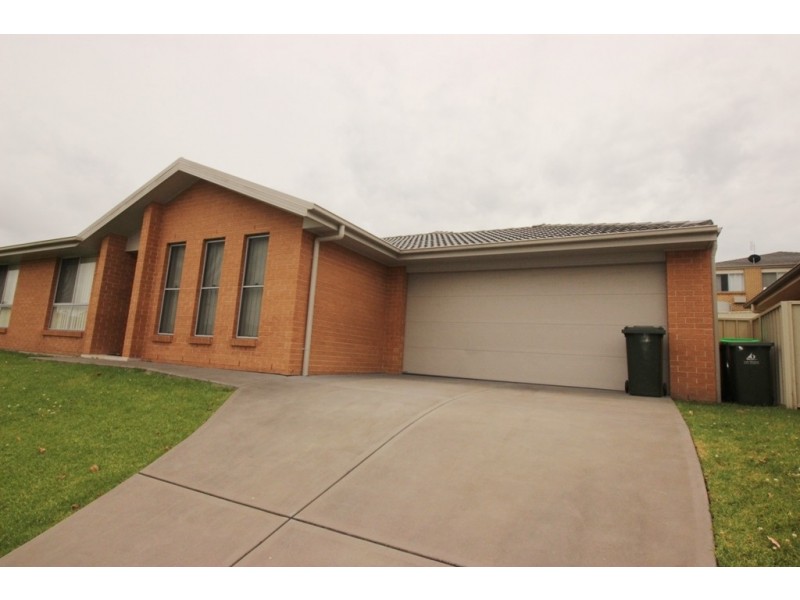 26 Northridge Drive, Cameron Park NSW 2285