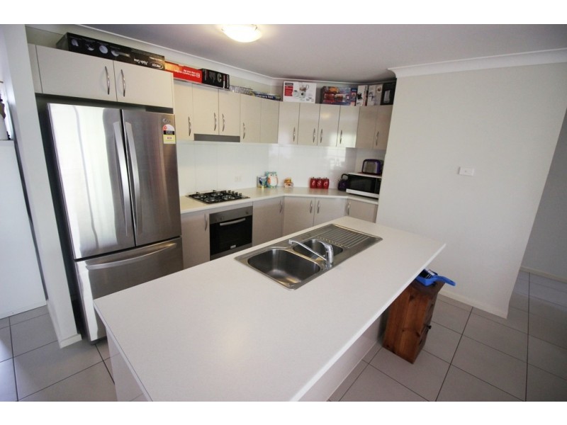 26 Northridge Drive, Cameron Park NSW 2285