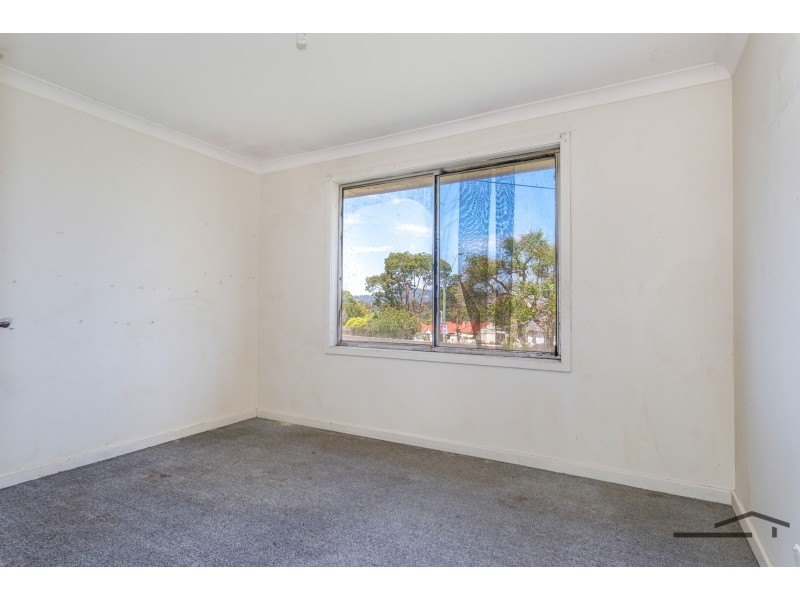 302 Lake Road, Glendale NSW 2285