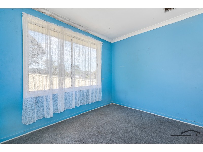 302 Lake Road, Glendale NSW 2285