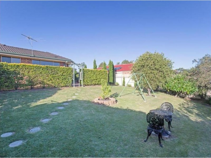 4 Mabellae Place, Warabrook NSW 2304