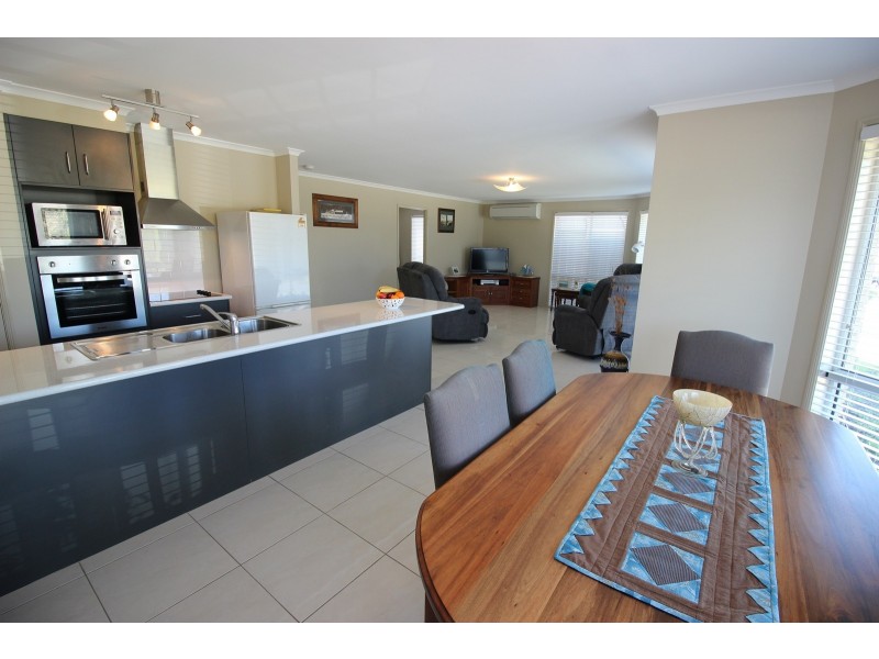 20 Billabong Drive, Cameron Park NSW 2285