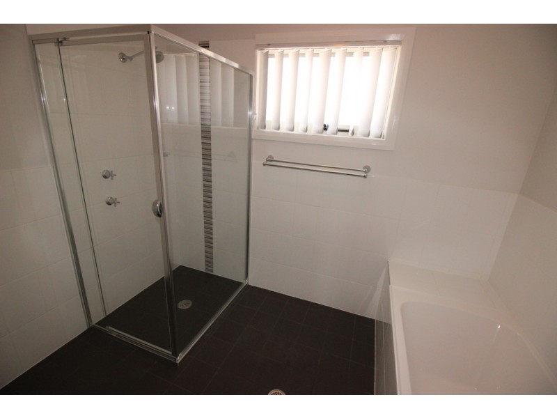 20/247 Warners Bay, Mount Hutton NSW 2290