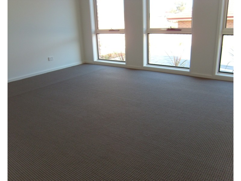 4 Quartz Place, Cameron Park NSW 2285