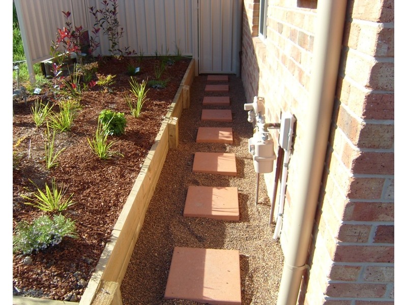 4 Quartz Place, Cameron Park NSW 2285